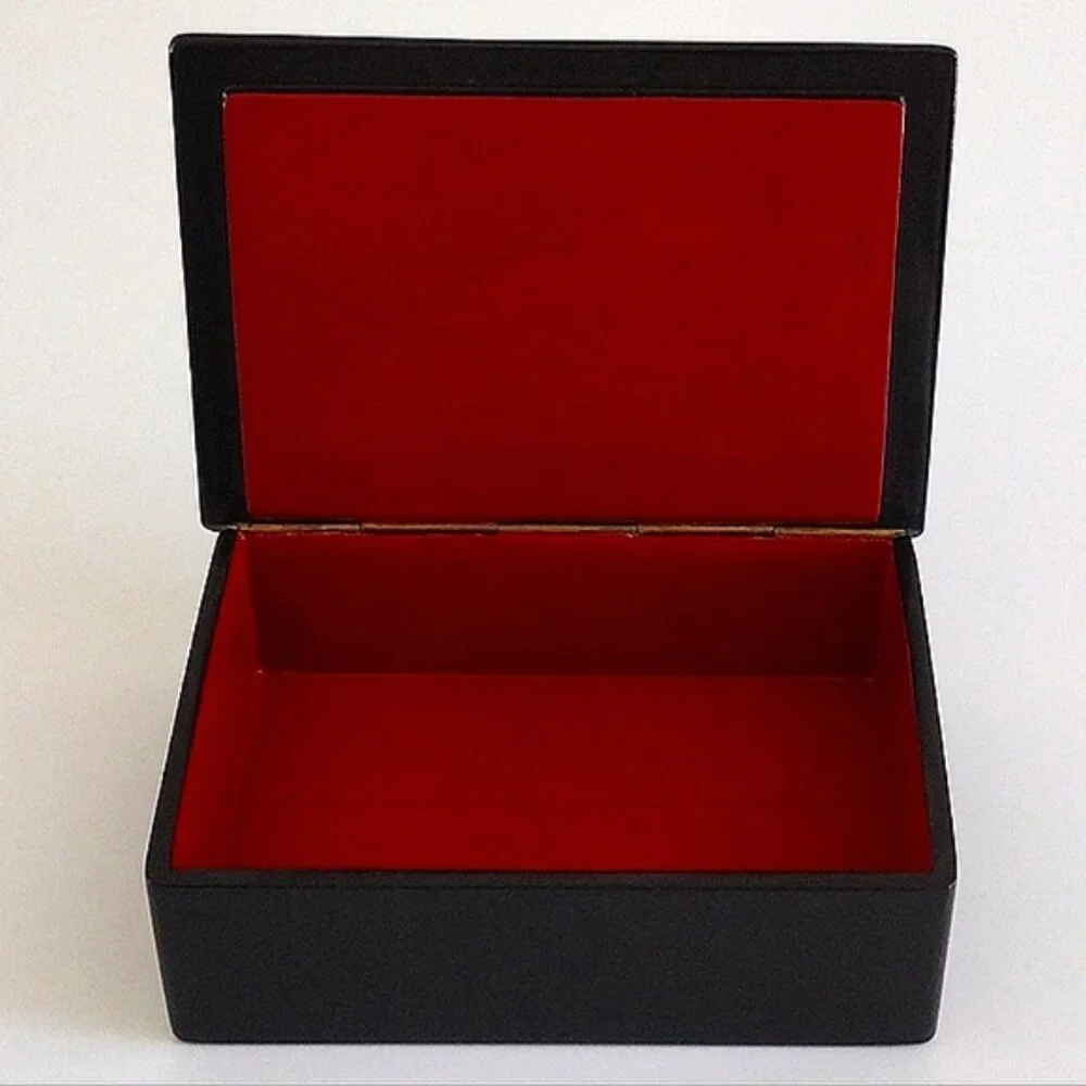 1987 Fedoskino Russian Lacquer Box The Peddler w/Gifts 6